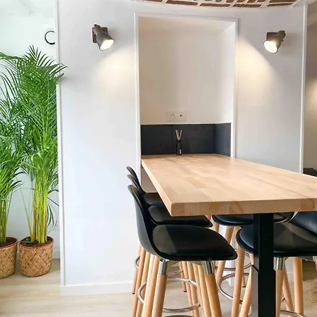 Дом отдыха Charmante Maison De 4 Avec Salles De Bains Independantes Et Privee, Ideal Pour Travailler Et Pour Les Руан
