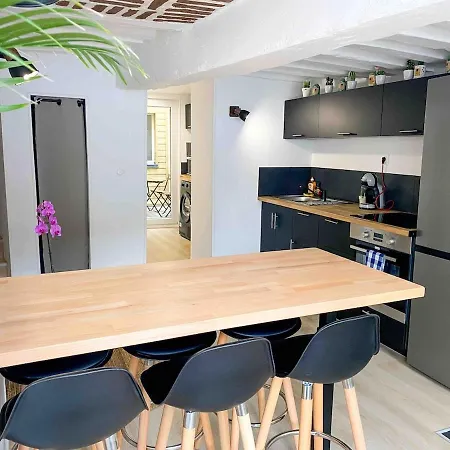 Charmante Maison De 4 Avec Salles De Bains Independantes Et Privee, Ideal Pour Travailler Et Pour Les Дом отдыха